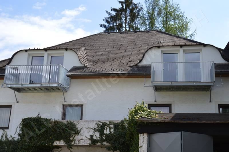 Balkon mit Gel&auml;nder