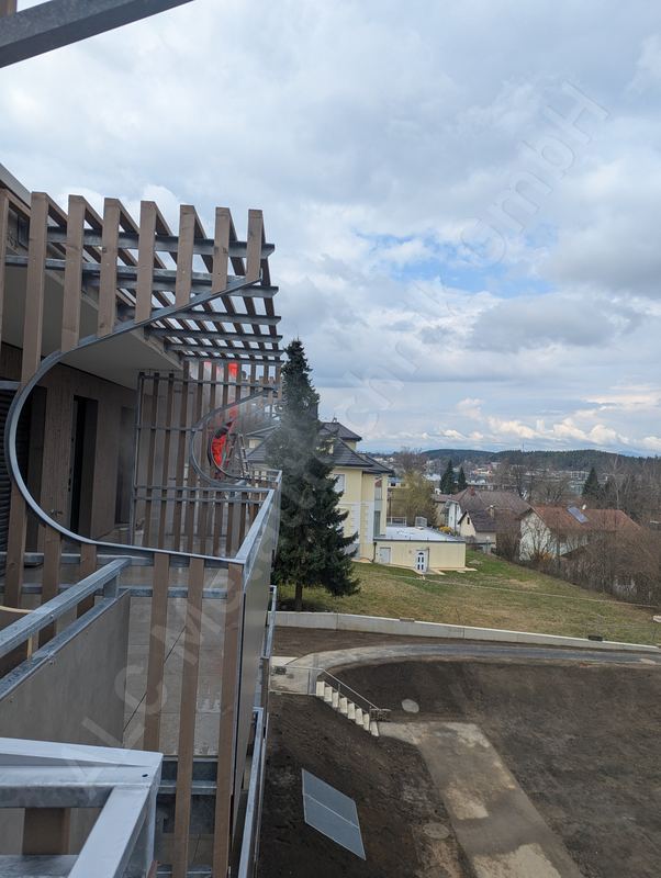 Balkon- und Terrassenkonstruktion aus Stahl